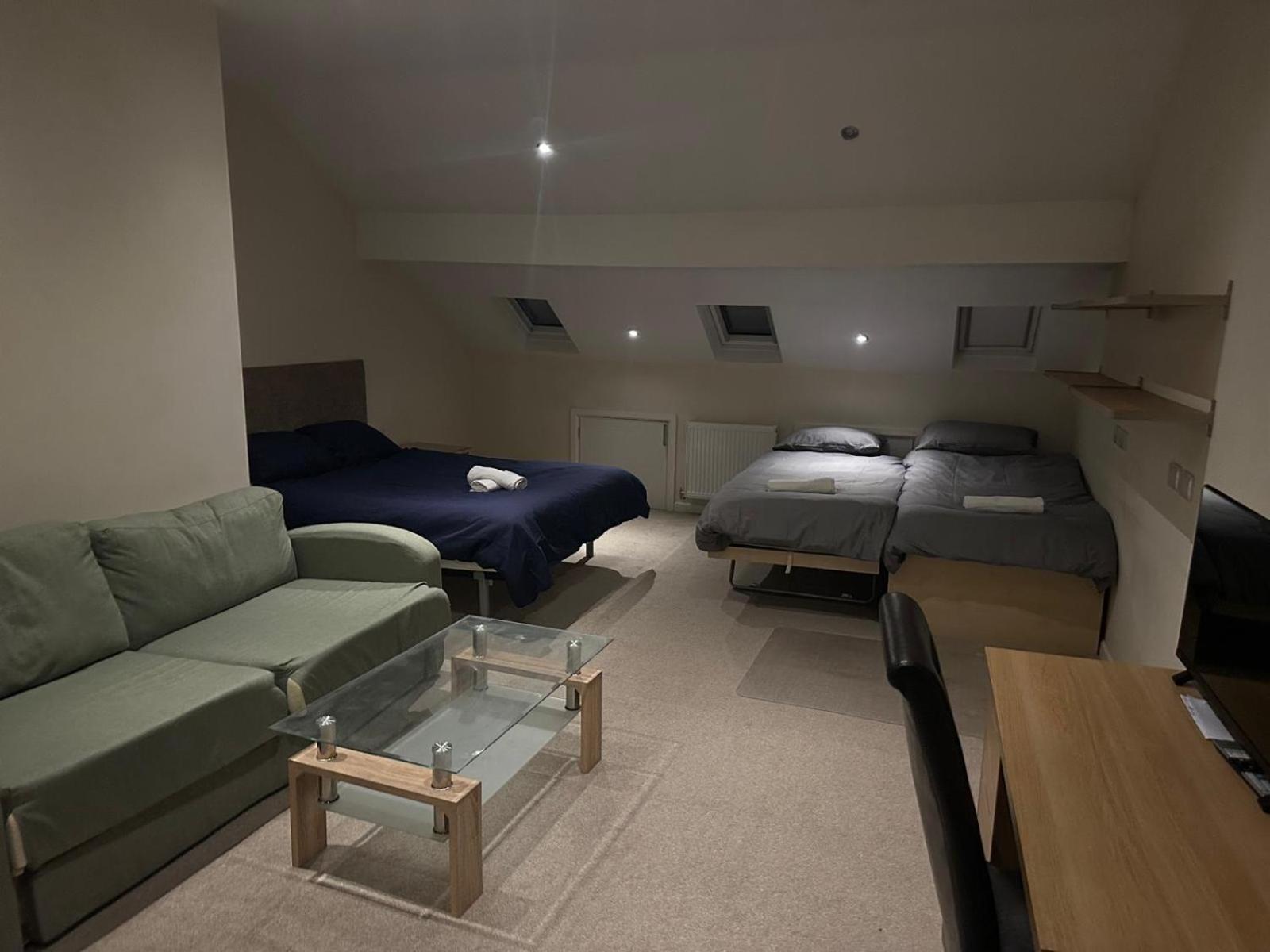 Seafords Guest House Stoke-on-Trent Exterior foto